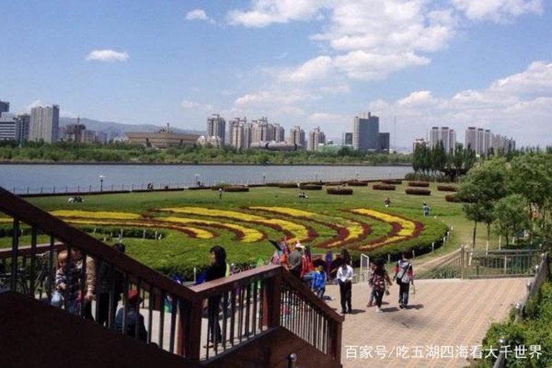 新疆防腐木：构建自然和谐的生活空间